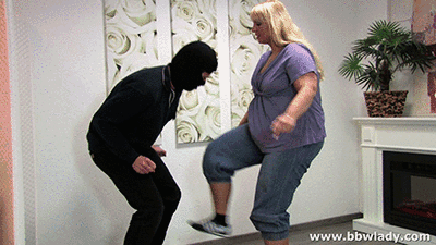 Cathy crushes the slaves balls (Real Player, High Definition, 1280x720px)