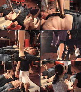 Walking on stomach 02