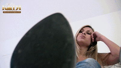 10-010 - Lick my shoes clean, bitch! (WMV - HQ - High Definition)