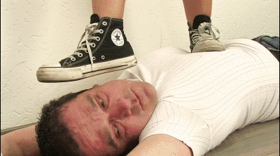 Charlotte tramples a guy with Chucks