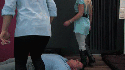 06-02 - Jane and Layla squash their slave! (AVI LQ)
