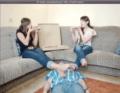 ff - mwls - PIZZA FOOT STOOL - HQ 640x480