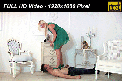 Emma tramples on him (WMV - 1920x1080 - FULL HD)