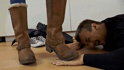 Testing shoes for hand stomping