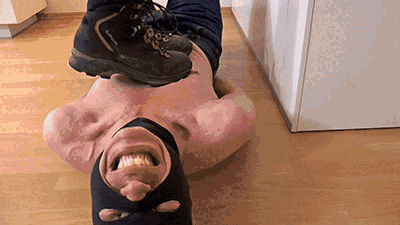 Newbie gets trampled under hiking boots