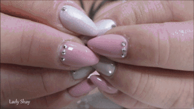 Fingernägel Brainfuck