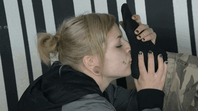 A Sloppy Footworship