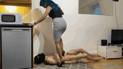 Trampling Punishment for my Boss (1080p MP4)