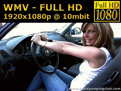 0014 - Mia revs the engine sensually (WMV, FULL HD, 1920x1080 Pixel)