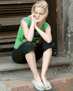 Susie is shy about wearing sandals, her first time in flip flops