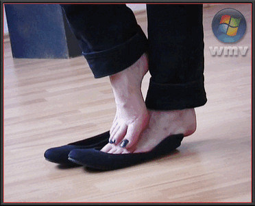 Carmen - Black Cotton Ballerinas (wmv)