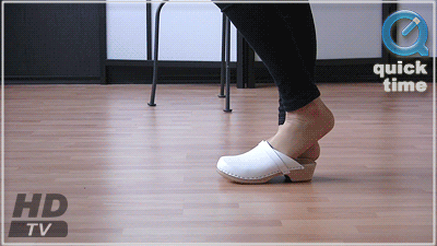 Florence - White Clogs (HDTVMOV)