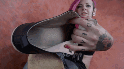 Smell the Stink of my Feet  (FULL HD MP4 version)
