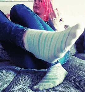 Brainfuck with my divine feet