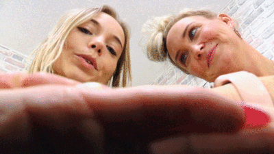 Queen Hanna and Mistress Jane - No air for you! - small version