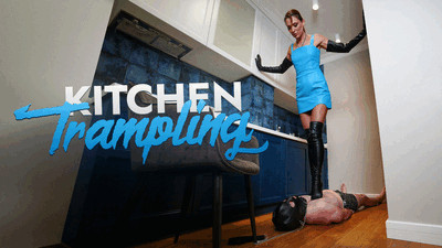 Kitchen Trampling(720p)