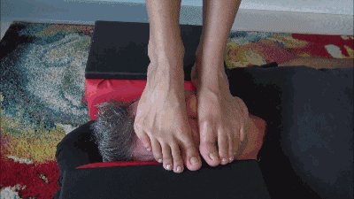 DARMA - Dont turn your face! - BRUTAL facetrampling, facestanding, foot gagging, foot domination