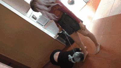 NICOLE - Test a new slave girl - Crawl and foot domination (mp4)
