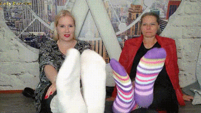 Stinky socks in a double pack
